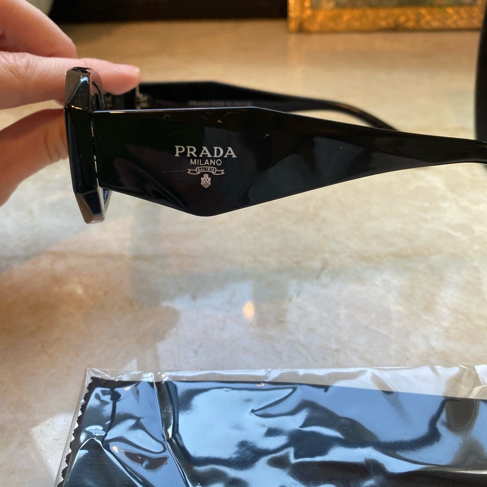 Prada Women's Black Rectangular Sunglasses - Picture 7 of 7